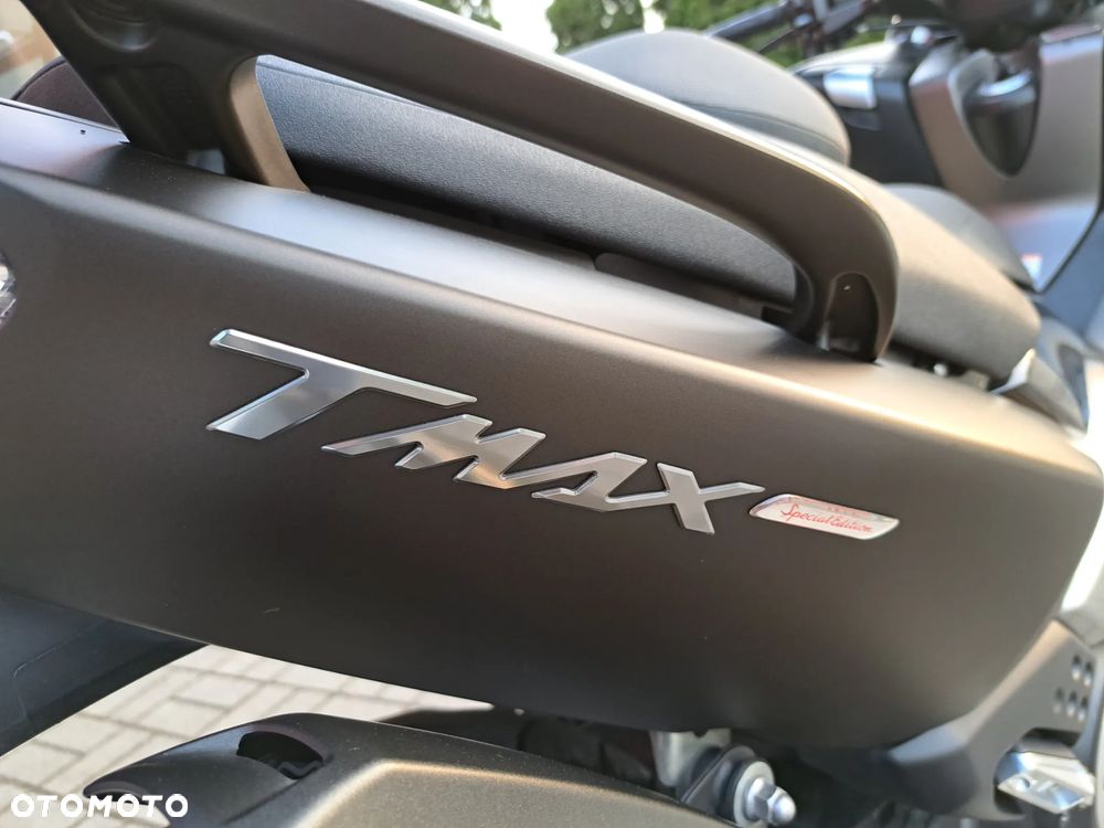 Yamaha Tmax - 8