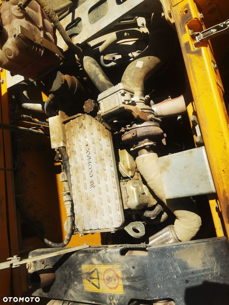 JCB 220 X lc 7320 MTH 2020 rok - 11