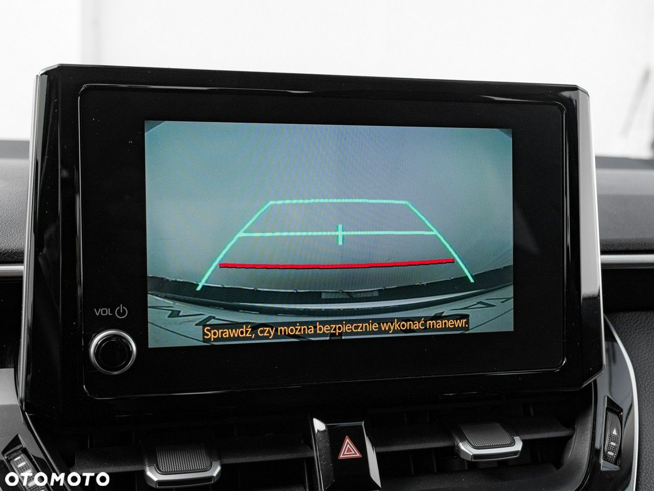 Toyota Corolla 1.8 Hybrid GPF Comfort - 24