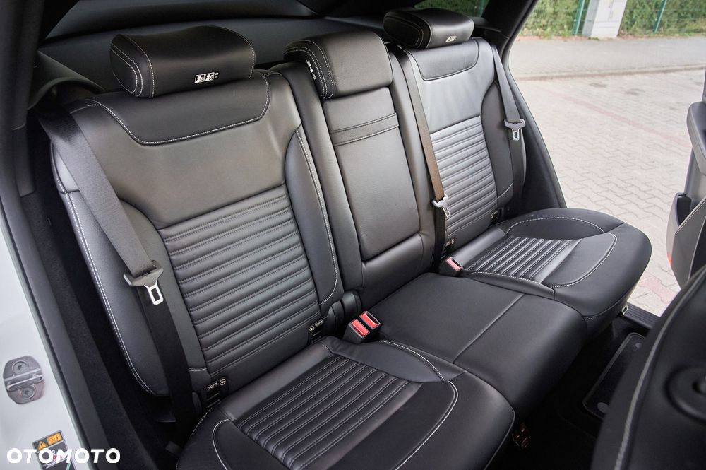 Mercedes-Benz GLE - 23