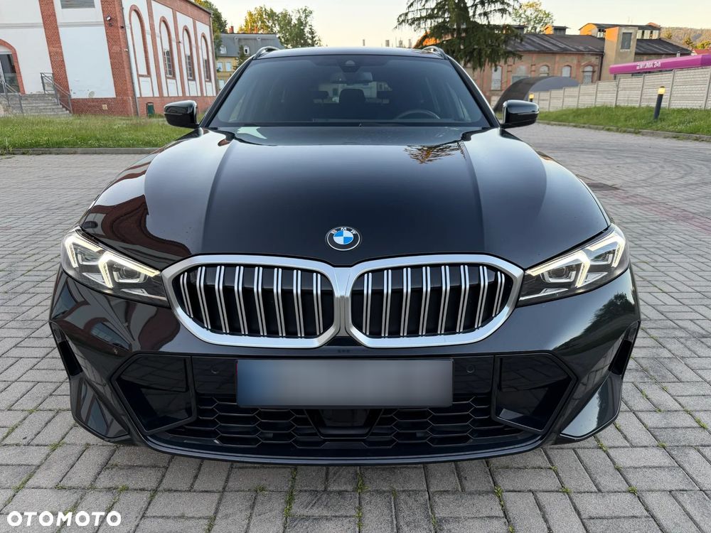 BMW Seria 3 330i xDrive M Sport - 21