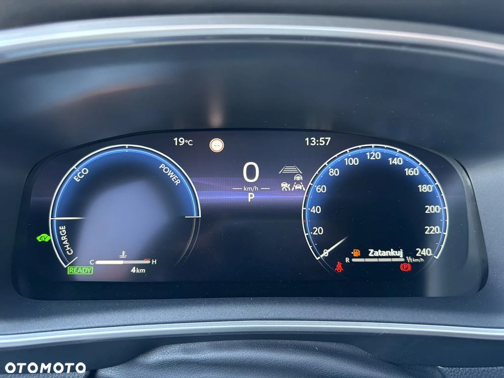 Toyota Corolla 1.8 Hybrid Executive - 19