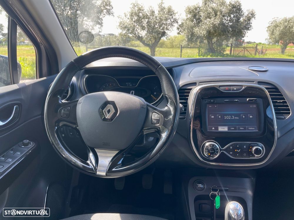 Renault Captur 1.5 dCi Exclusive - 16