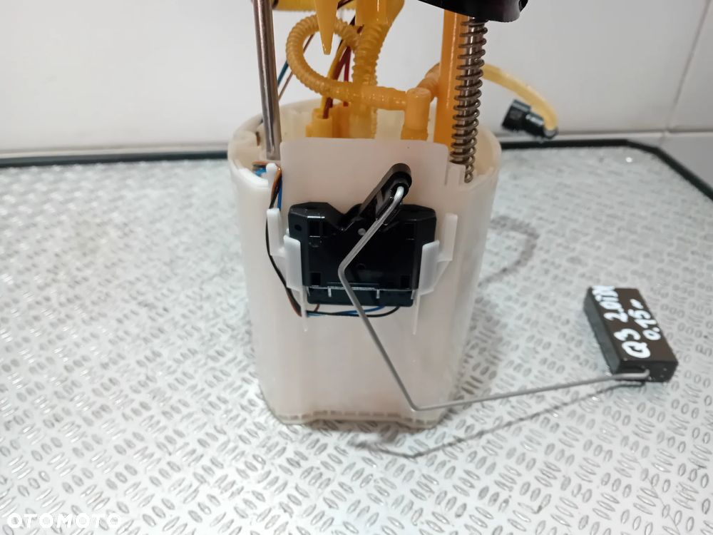 pompka paliwa pływak Audi Q3 2.0 TDI 2015 5N0919088M - 3