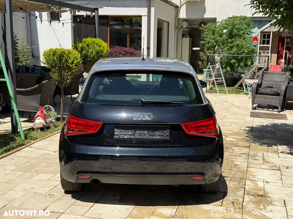 Audi A1 1.6 TDI Attraction - 4