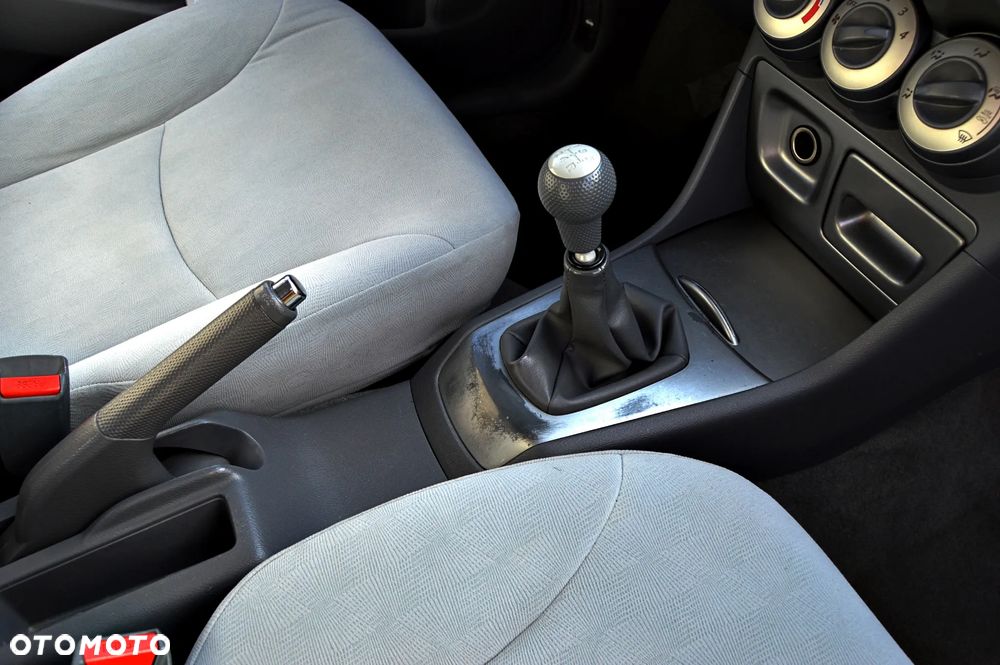 Honda City 1.4 Comfort - 26
