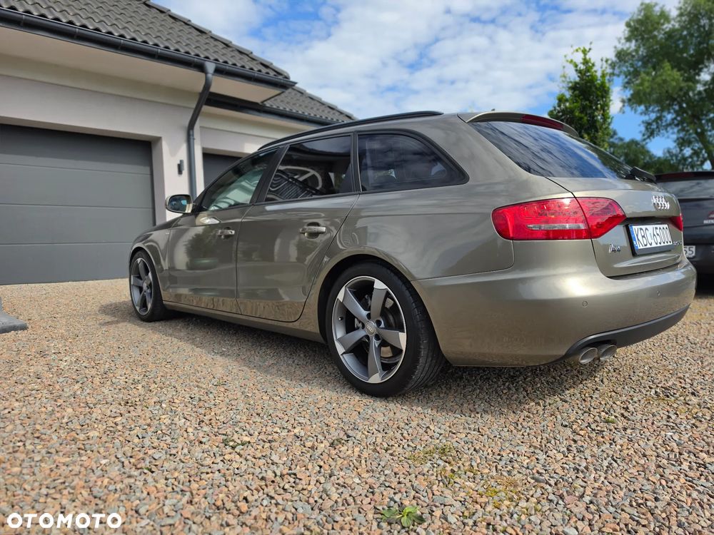 Audi A4 Avant 2.0 TDI Multitronic - 11