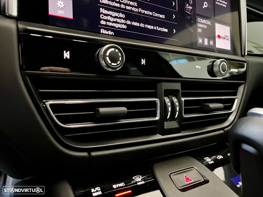 Porsche Macan S - 22