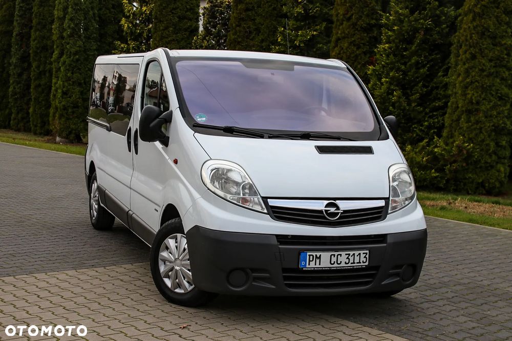 Opel Vivaro - 2