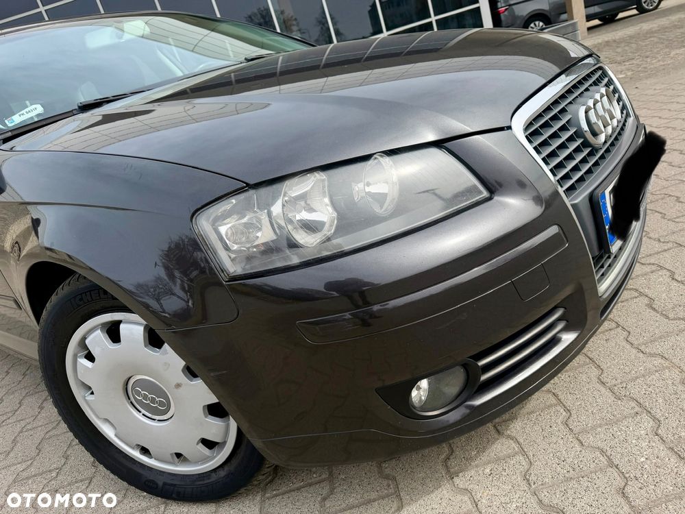 Audi A3 Sportback 2.0 TDI Ambiente - 9