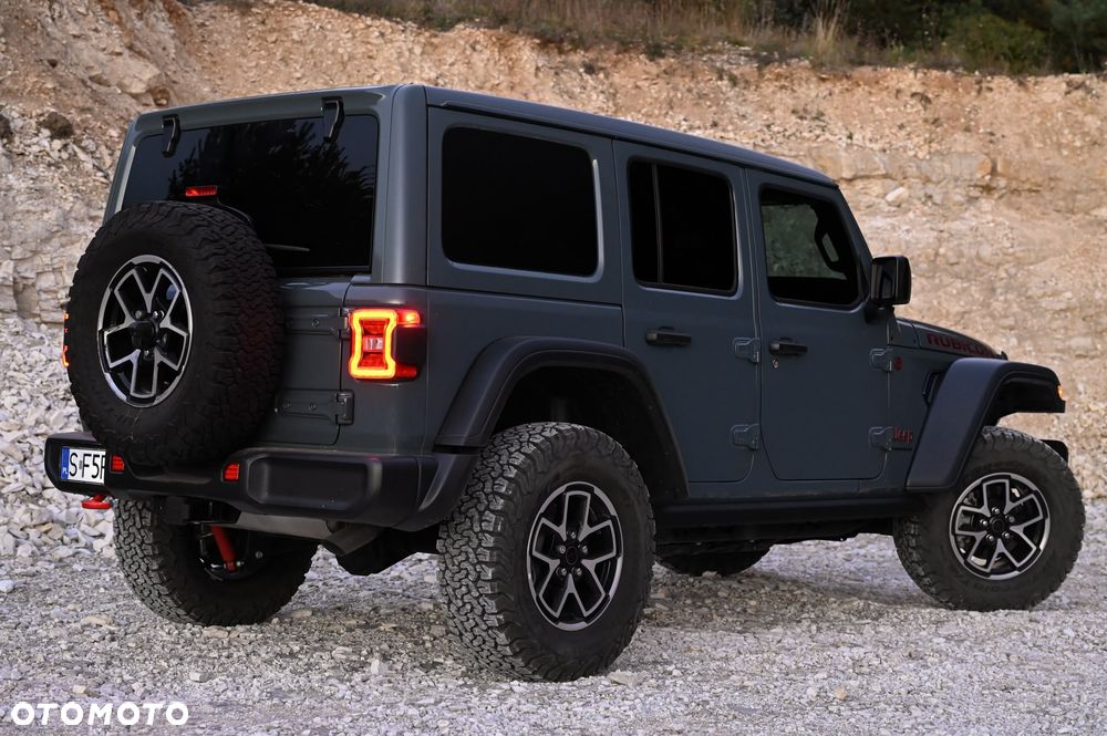 Jeep Wrangler - 6