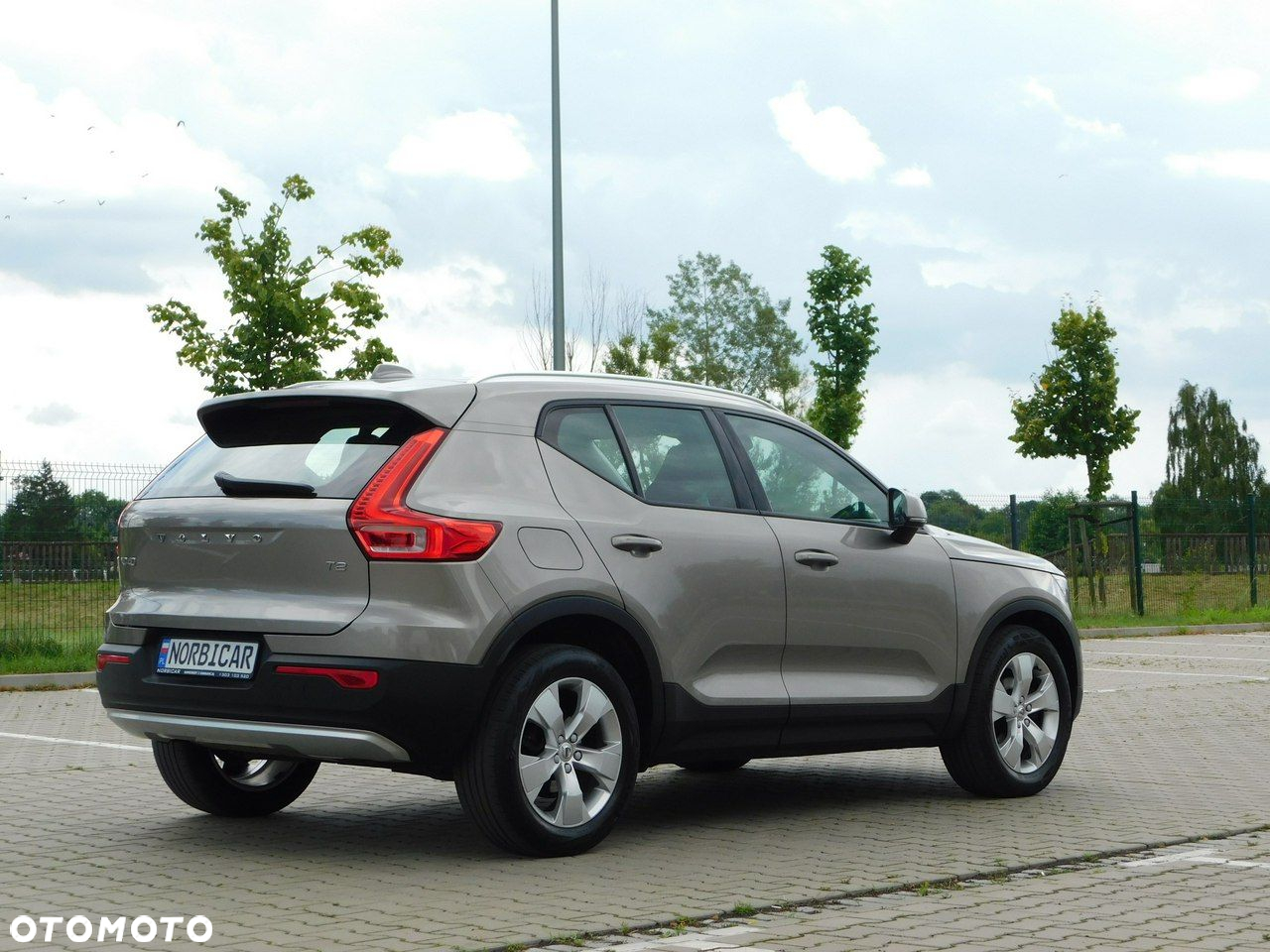 Volvo XC 40 - 5