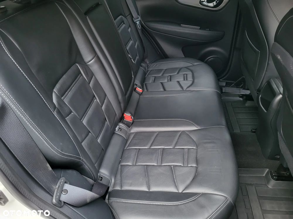 Nissan Qashqai 1.2 DIG-T Tekna+ Xtronic - 16