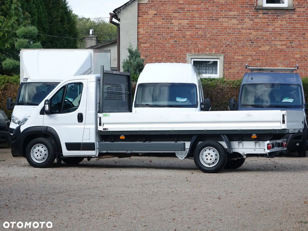 Citroën Jumper 3-osobowy Skrzyniowy Długa Skrzynia 4.2m - 4