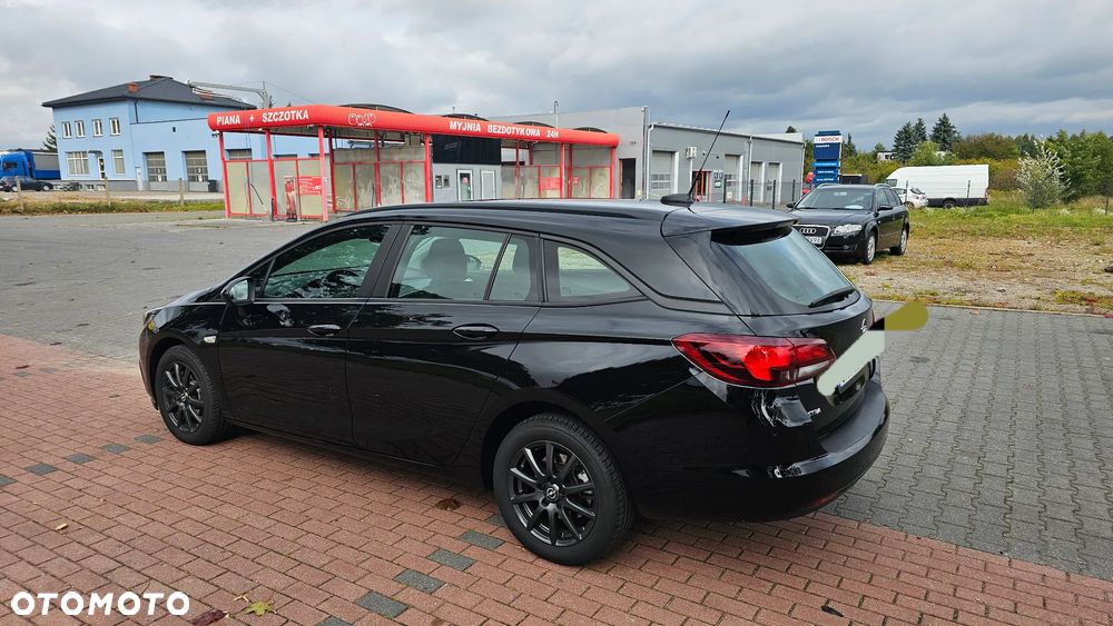 Opel Astra IV 1.6 CDTI Sport - 4