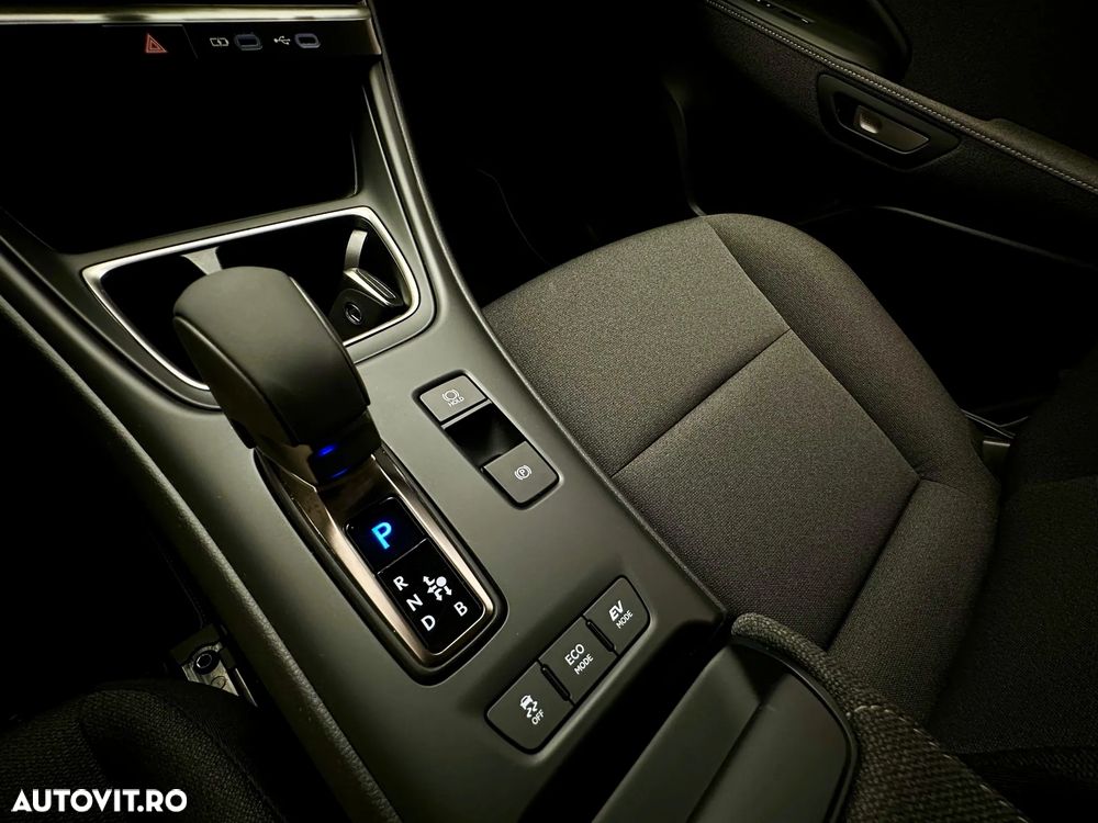 Lexus LBX 1.5 HEV 4x2 CVT Business - 32