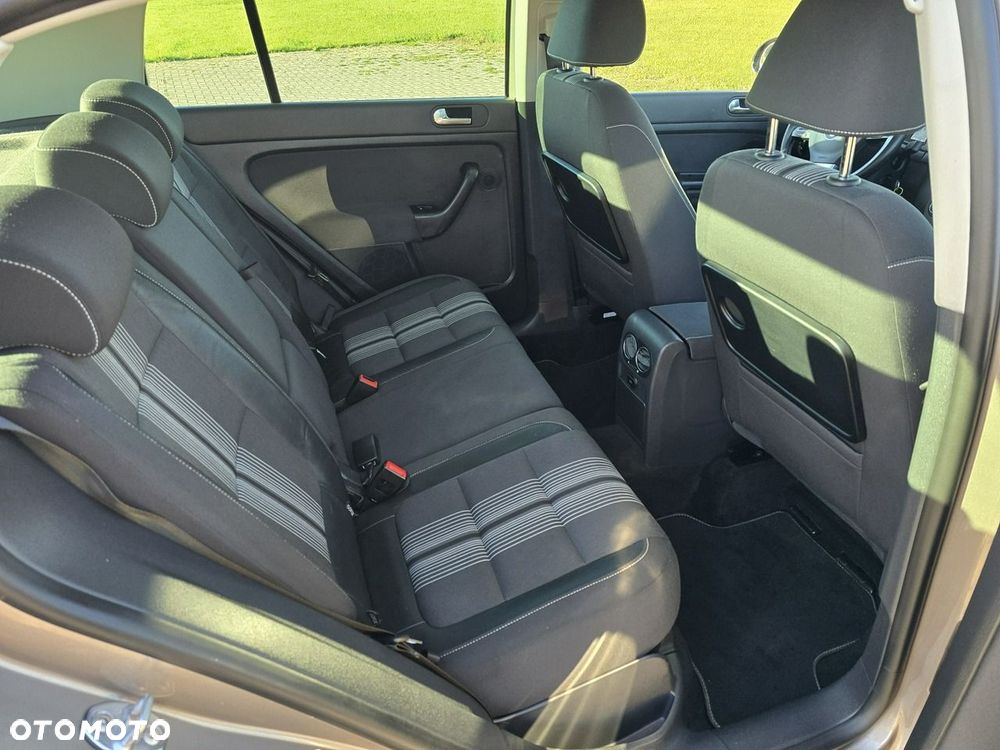 Volkswagen Golf Plus - 19
