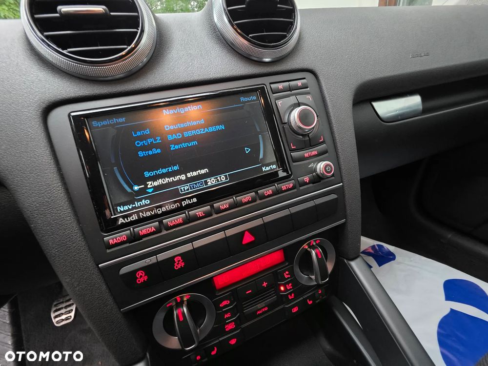 Audi A3 3-drzwiowe 1.6 TDI DPF Ambition - 14