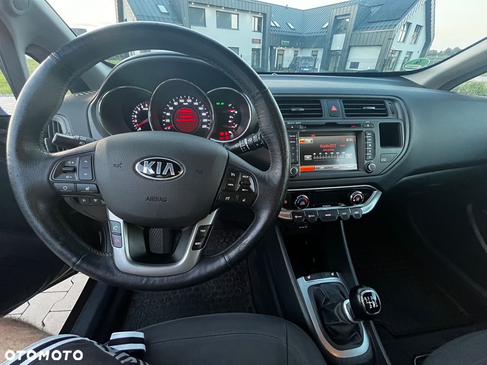 Kia Rio 1.4 Spirit - 10