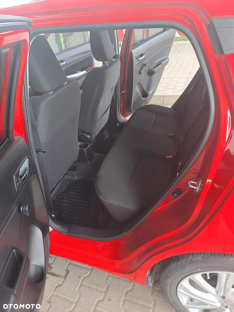Suzuki Swift 1.2 Dualjet SHVS Premium Plus - 5