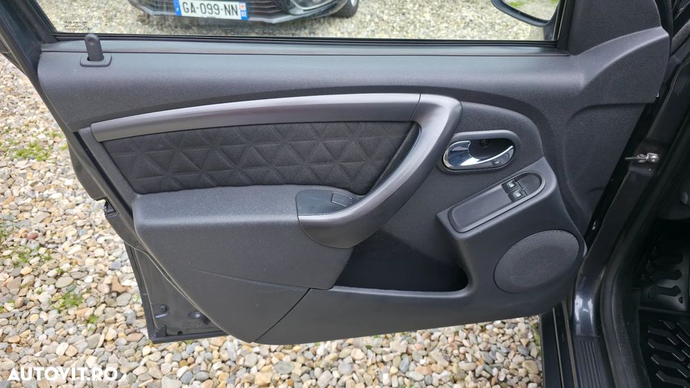 Dacia Duster 1.5 dCi 4x2 Prestige - 20