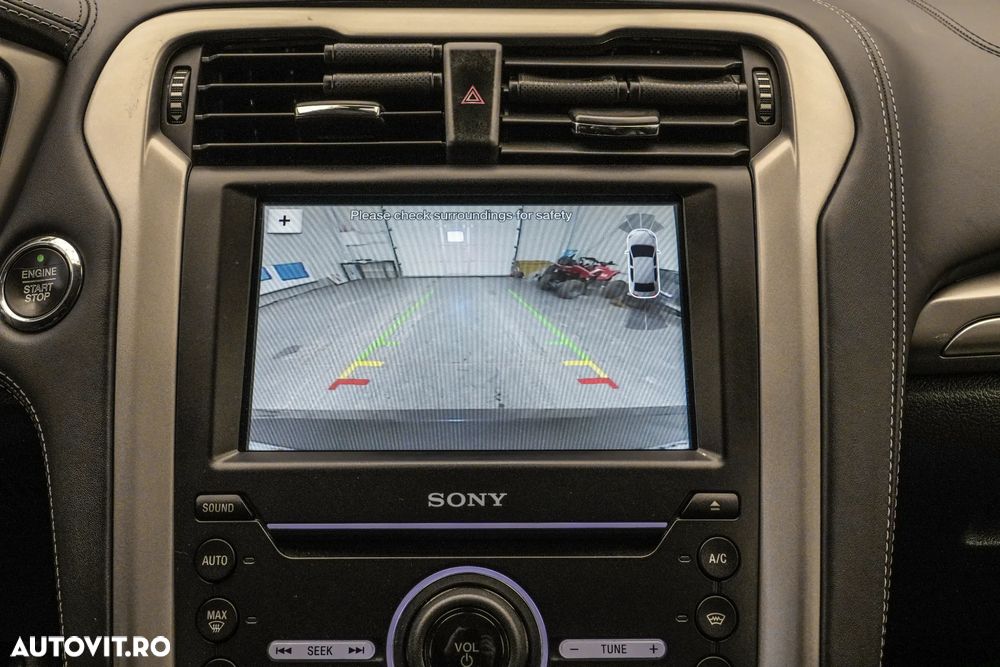 Ford Mondeo 2.0 HEV Vignale - 21