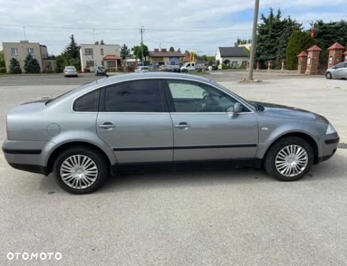 Volkswagen Passat 2.0 Comfortline - 2