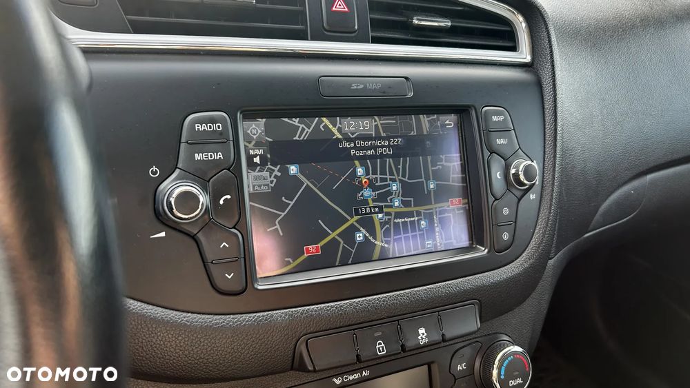 Kia Ceed 1.6 CRDi L - 11