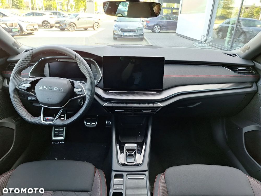 Skoda Octavia 2.0 TSI RS DSG - 11