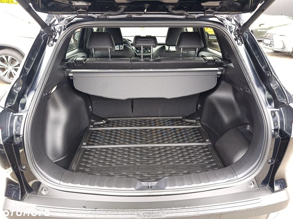 Toyota Corolla Cross 2.0 Hybrid Premiere Edition - 21