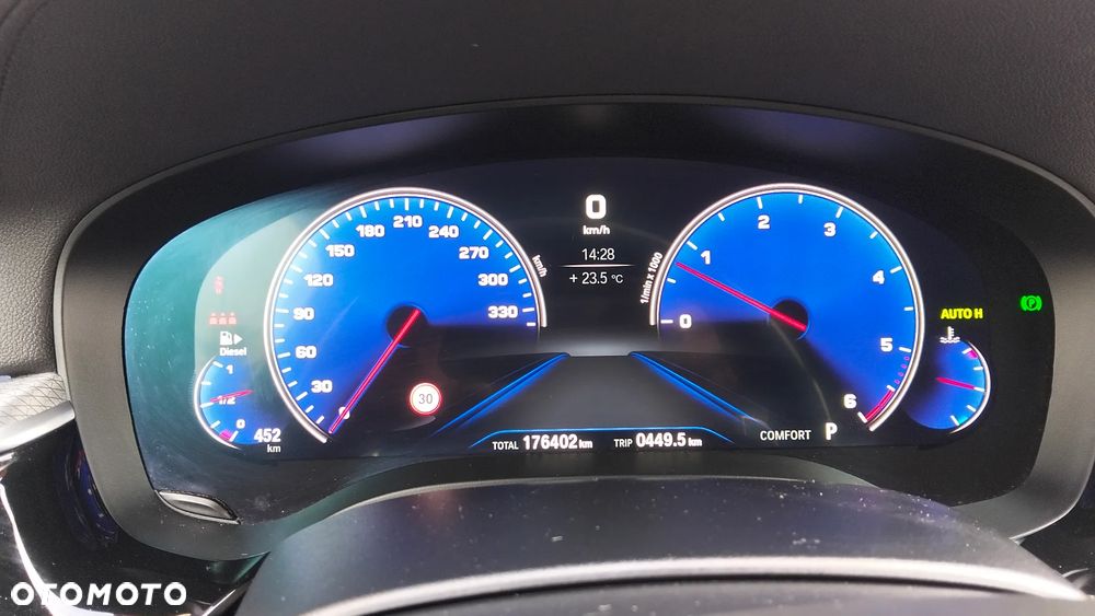 BMW 6GT - 7