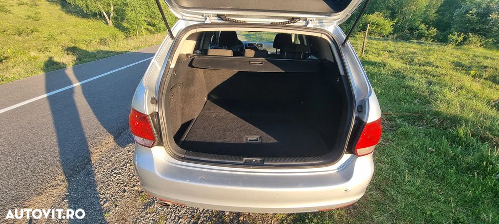 Volkswagen Golf 1.6 TDI DPF Style - 6