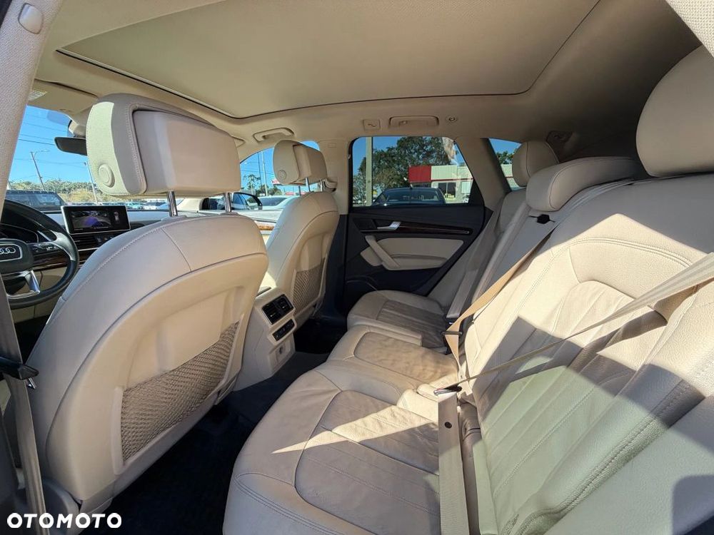 Audi Q5 2.0 TFSI Quattro S tronic design - 8