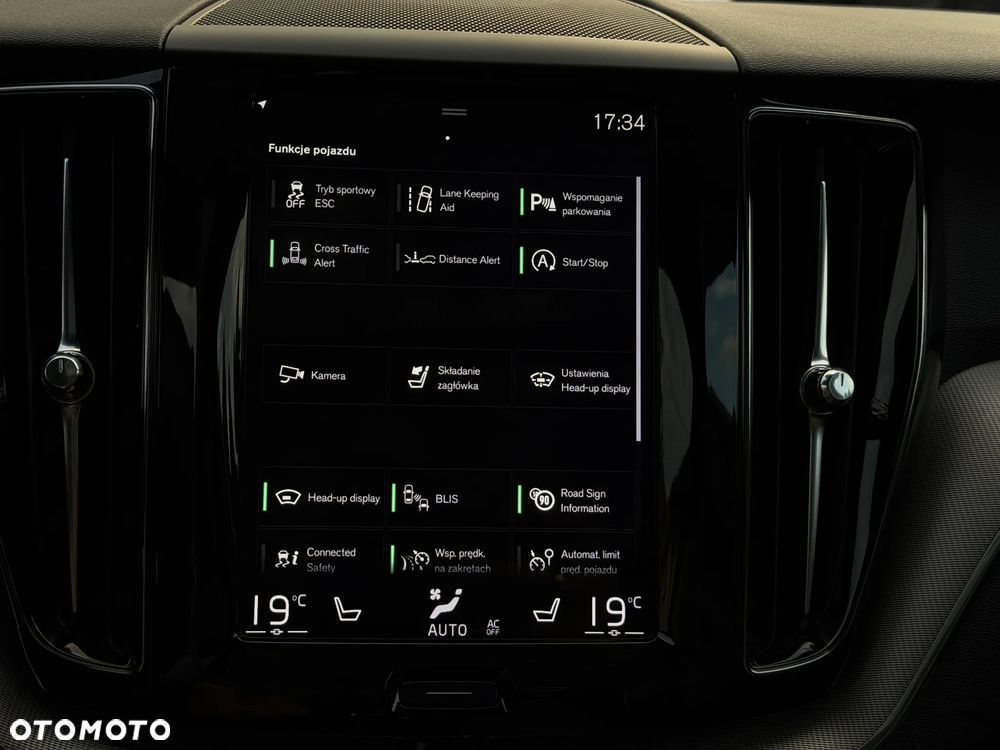 Volvo XC 60 T6 AWD Geartronic RDesign - 37