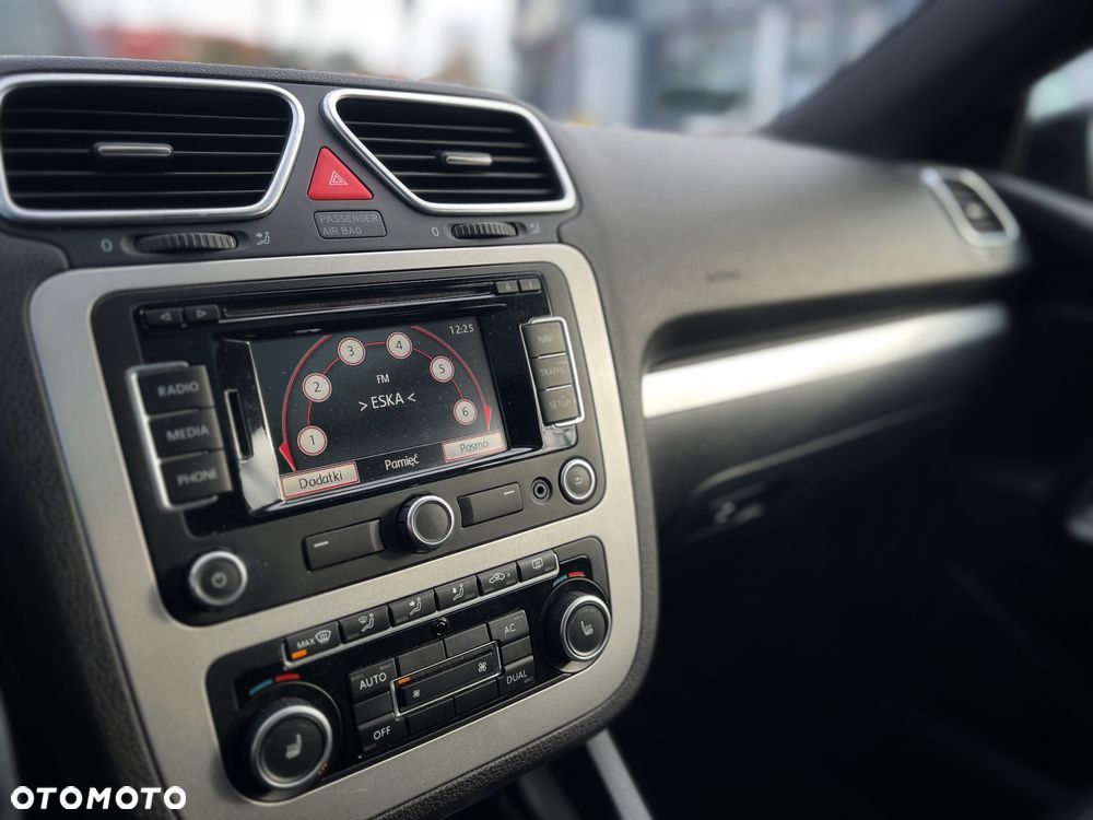 Volkswagen Scirocco 2.0 TDI - 12