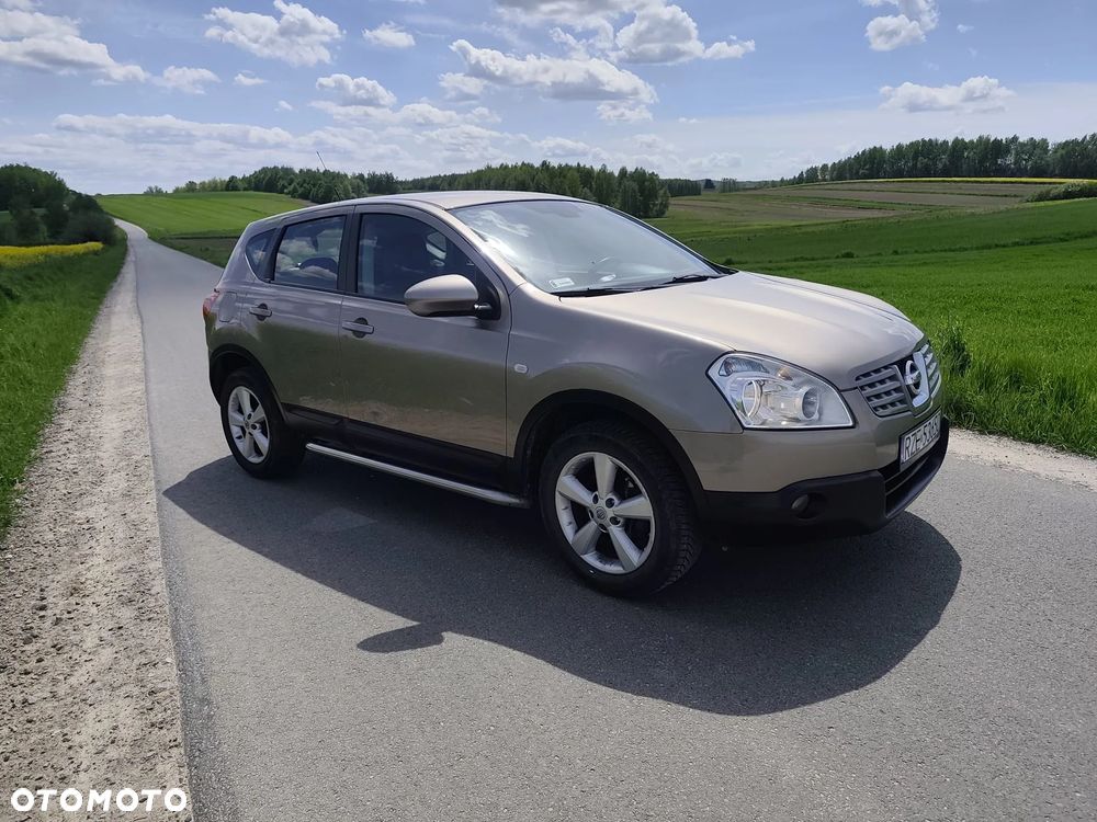 Nissan Qashqai - 1