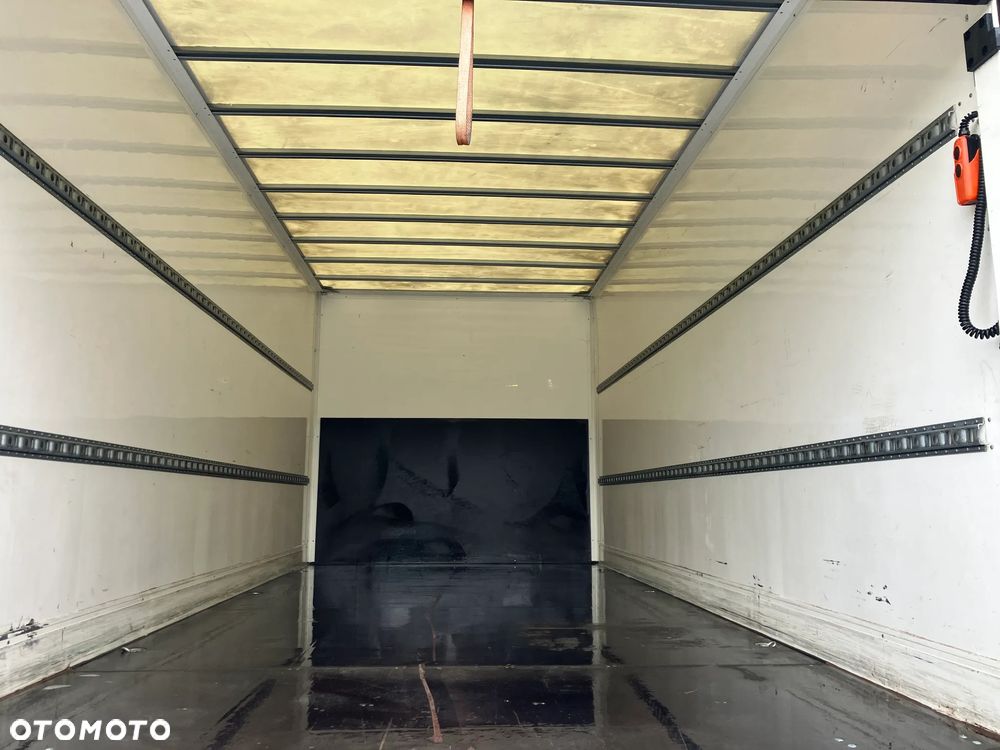 Renault Renault Gama D 240 kurierka kontener - 5