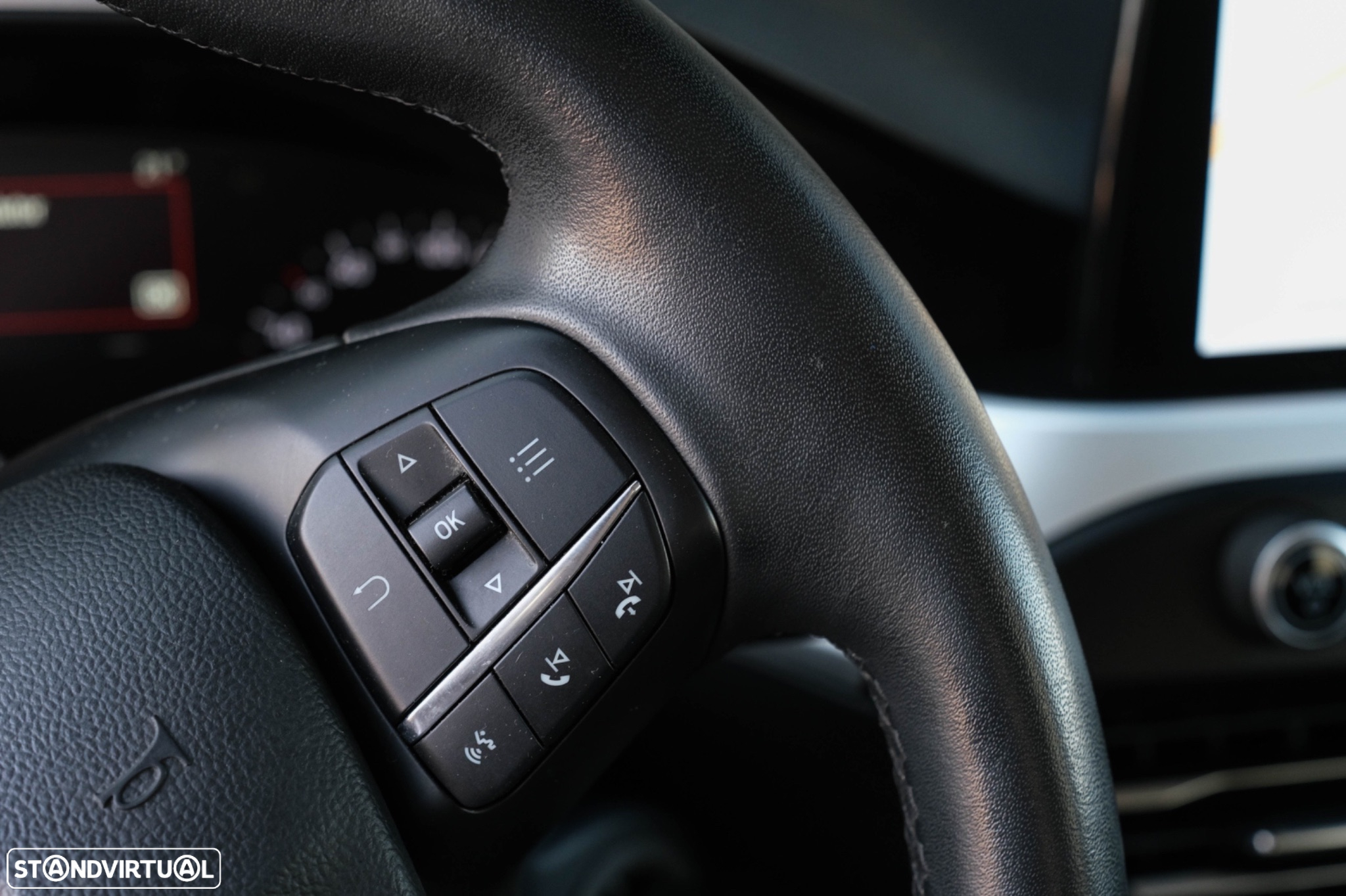 Ford Focus Van - 12