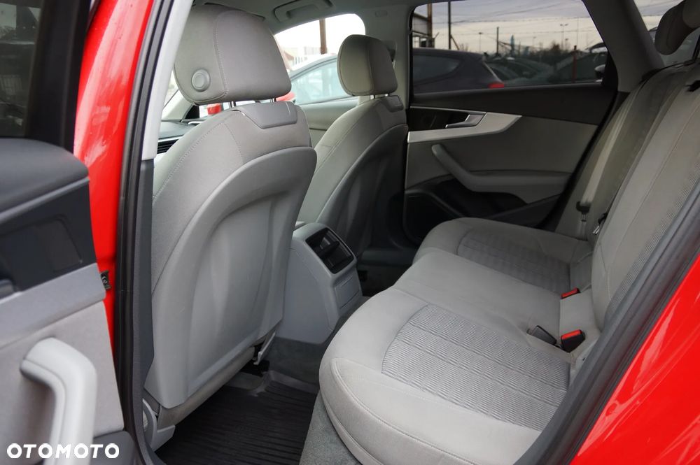 Audi A4 Avant 2.0 TDI - 29