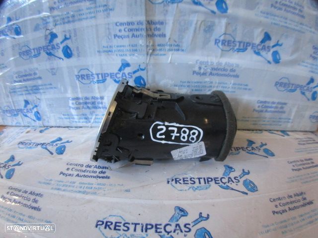 Grelha Friso A2048306654 MERCEDES C S204 W204 FASE 2  2012 200CDI 136CV 5P PRETO DRT GRE DE VENTILAÇÃO - 2