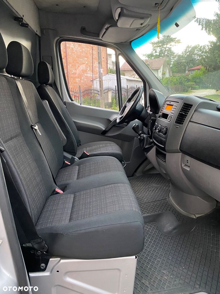 Mercedes-Benz Sprinter - 17