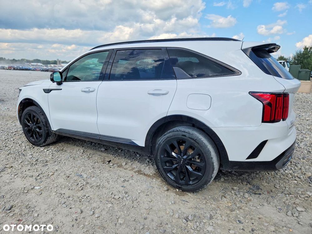 Kia Sorento - 3