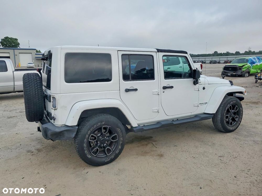 Jeep Wrangler Unlimited 3.6 Automatik Sahara - 4