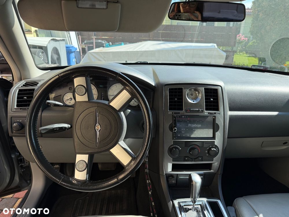 Chrysler 300 - 15