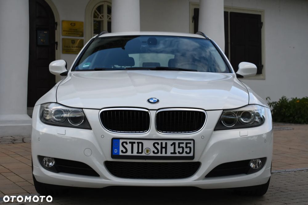 BMW Seria 3 318d - 2