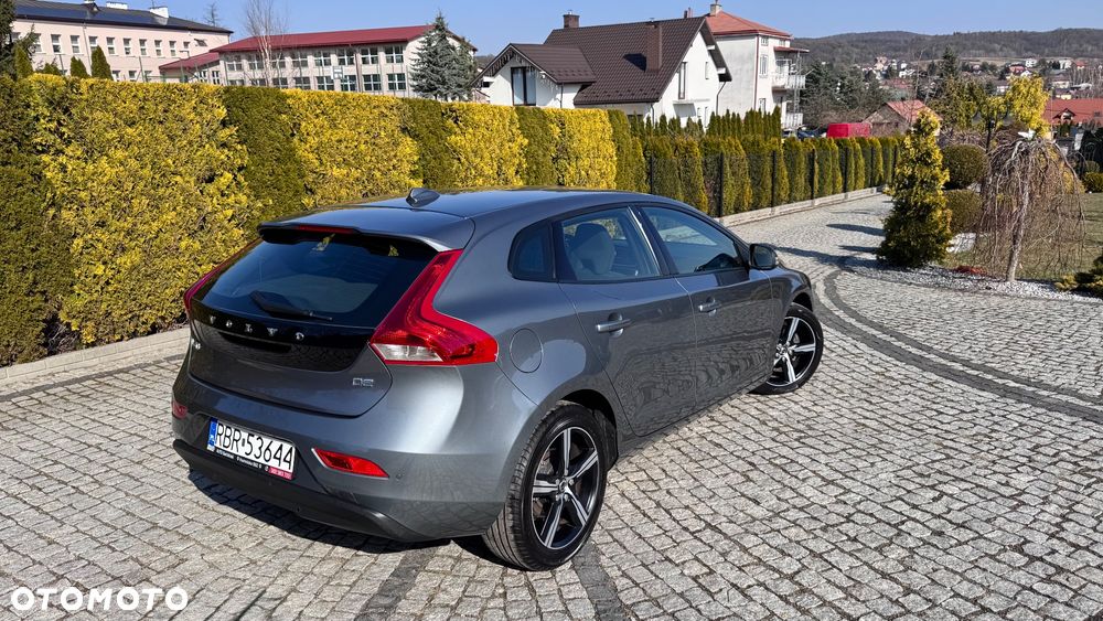 Volvo V40 D2 Kinetic - 12
