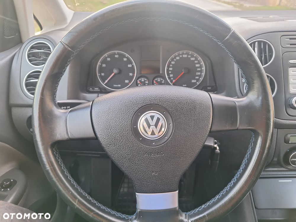 Volkswagen Golf Plus - 26