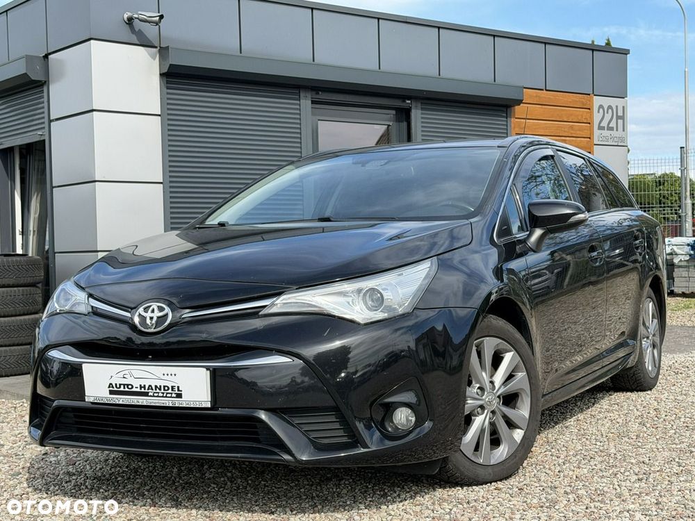Toyota Avensis - 1