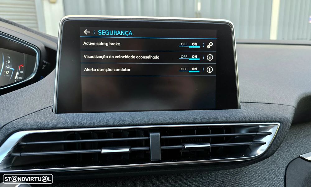 Peugeot 3008 1.2 PureTech Allure Grip Control - 21