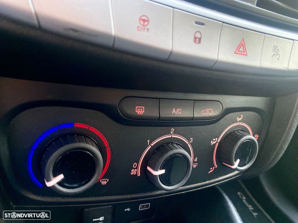 Fiat Tipo 1.3 M-Jet Easy - 21